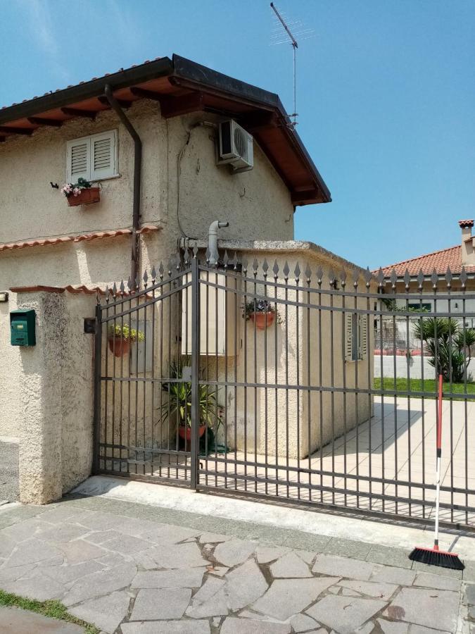 Casa Al Mare Villa มาสซา ภายนอก รูปภาพ